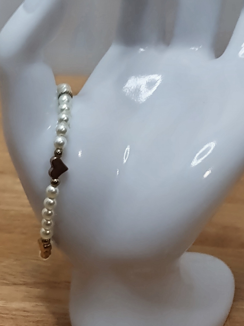 Ivory Pearl Bracelet with Brown Heart Accent